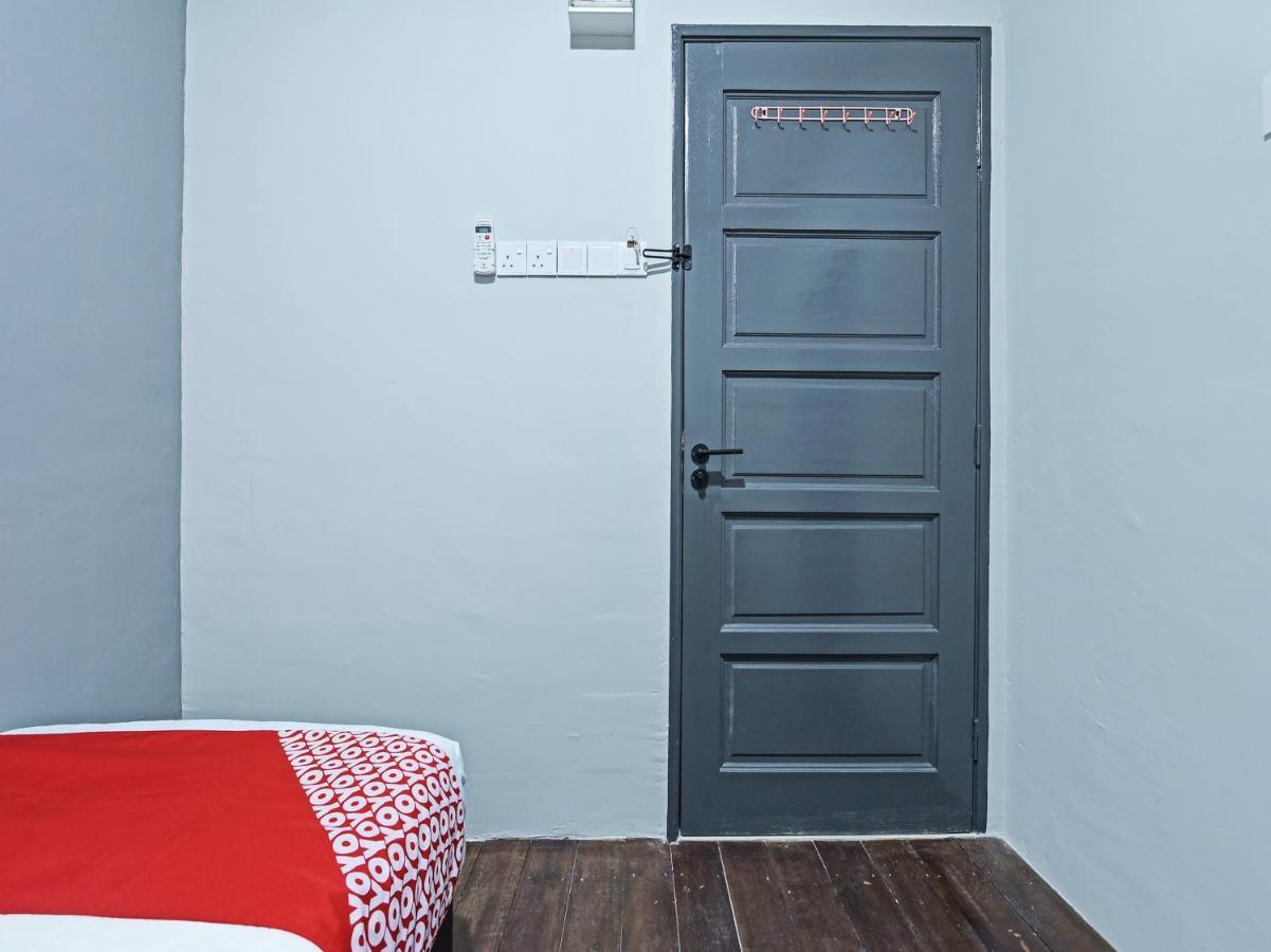 Oyo 90594 Hotel Casalink Paka Екстер'єр фото