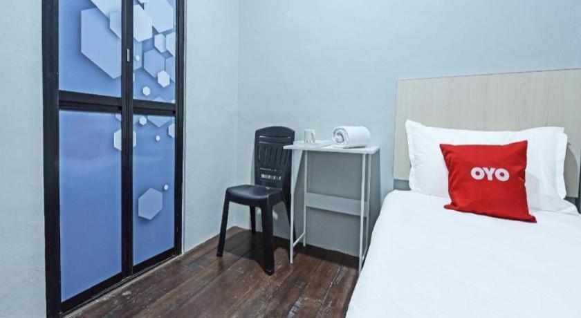 Oyo 90594 Hotel Casalink Paka Екстер'єр фото